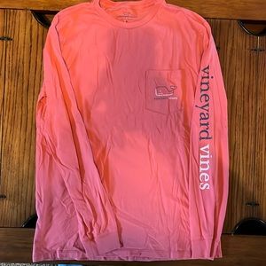 Vineyard vine long sleeve tee with whale on pocket and back